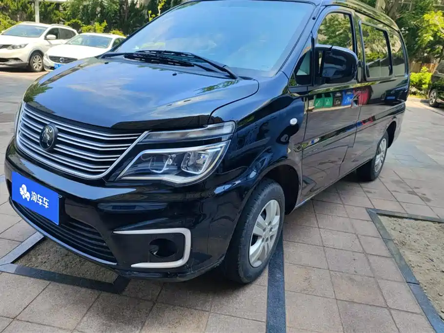 Dongfeng Fengxing Lingzhi 2022 M5 1.6L Utility 5-seater