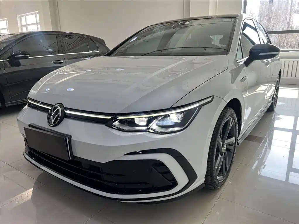 Volkswagen Golf 2023 Model 280TSI DSG R-Line