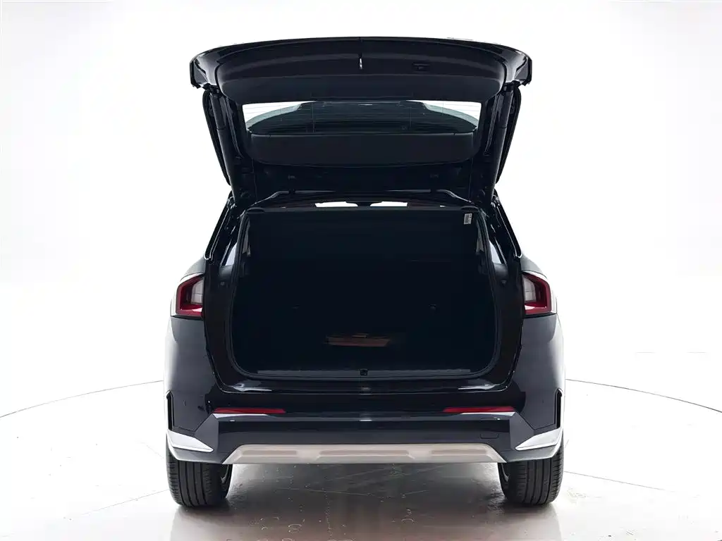 BMW X1 2023 sDrive20Li X Design Package фото 8