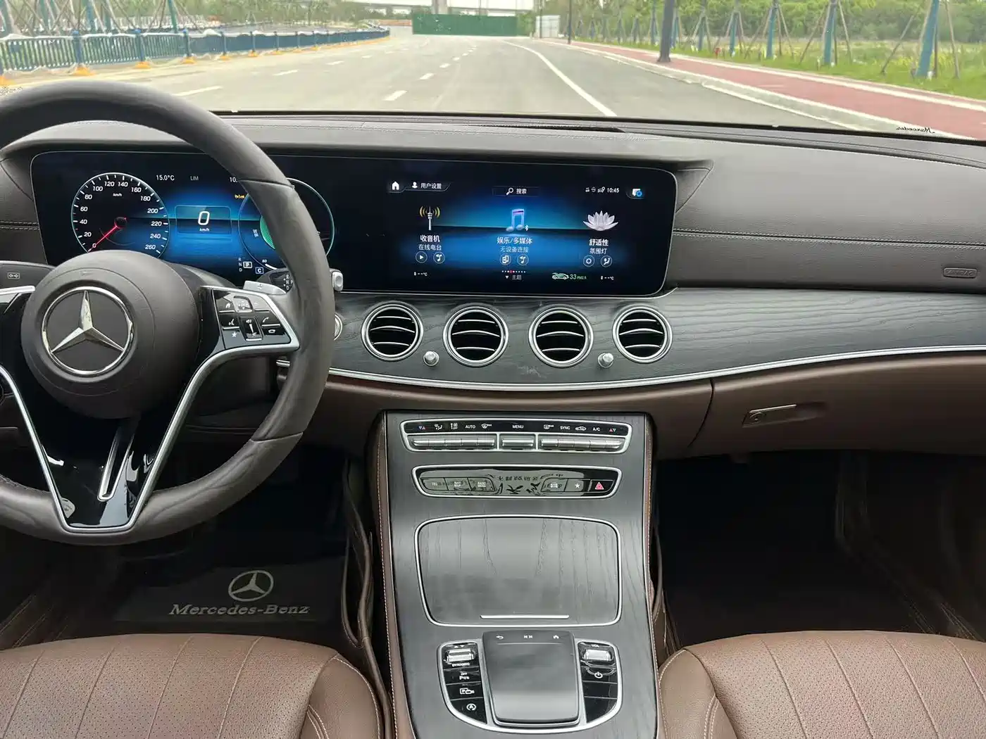 Mercedes-Benz E-Class 2023 E 300 L Fashion фото 15