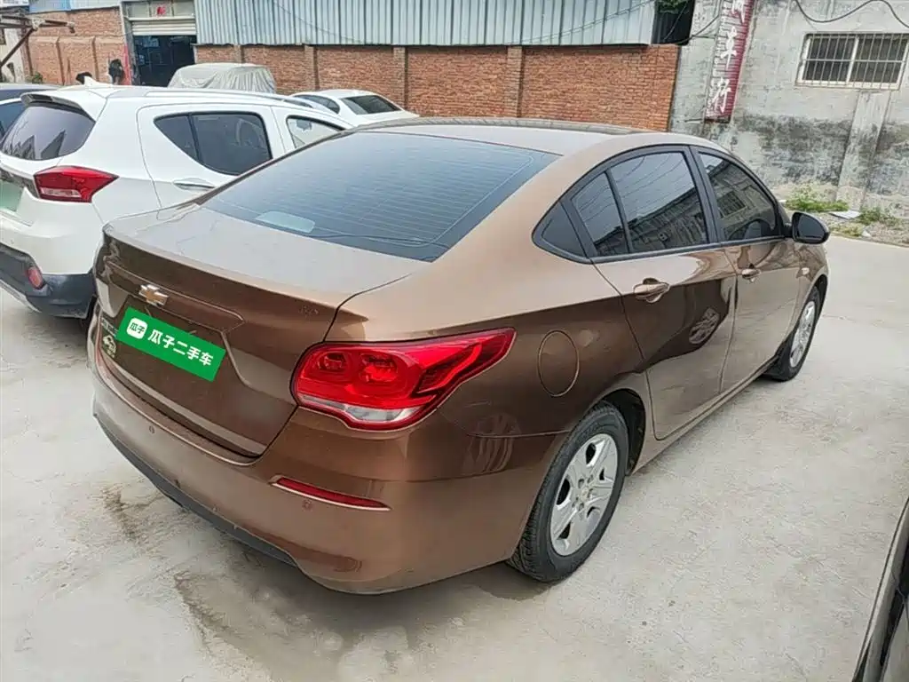 Chevrolet Cavalier 2016 1.5L Automatic Enjoyment Edition фото 7