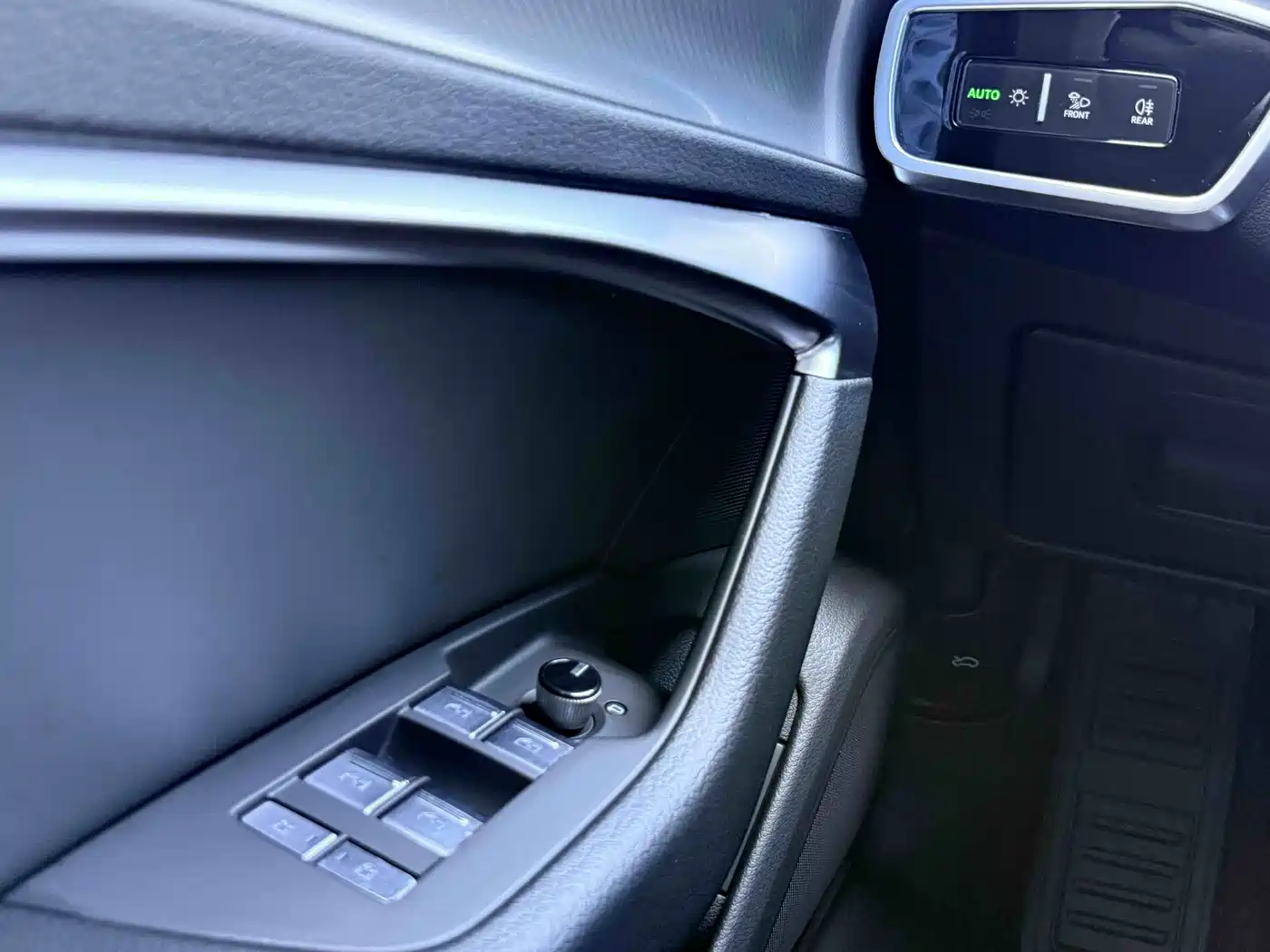 Audi A6L 2022 45 TFSI Premium Elegance фото 11