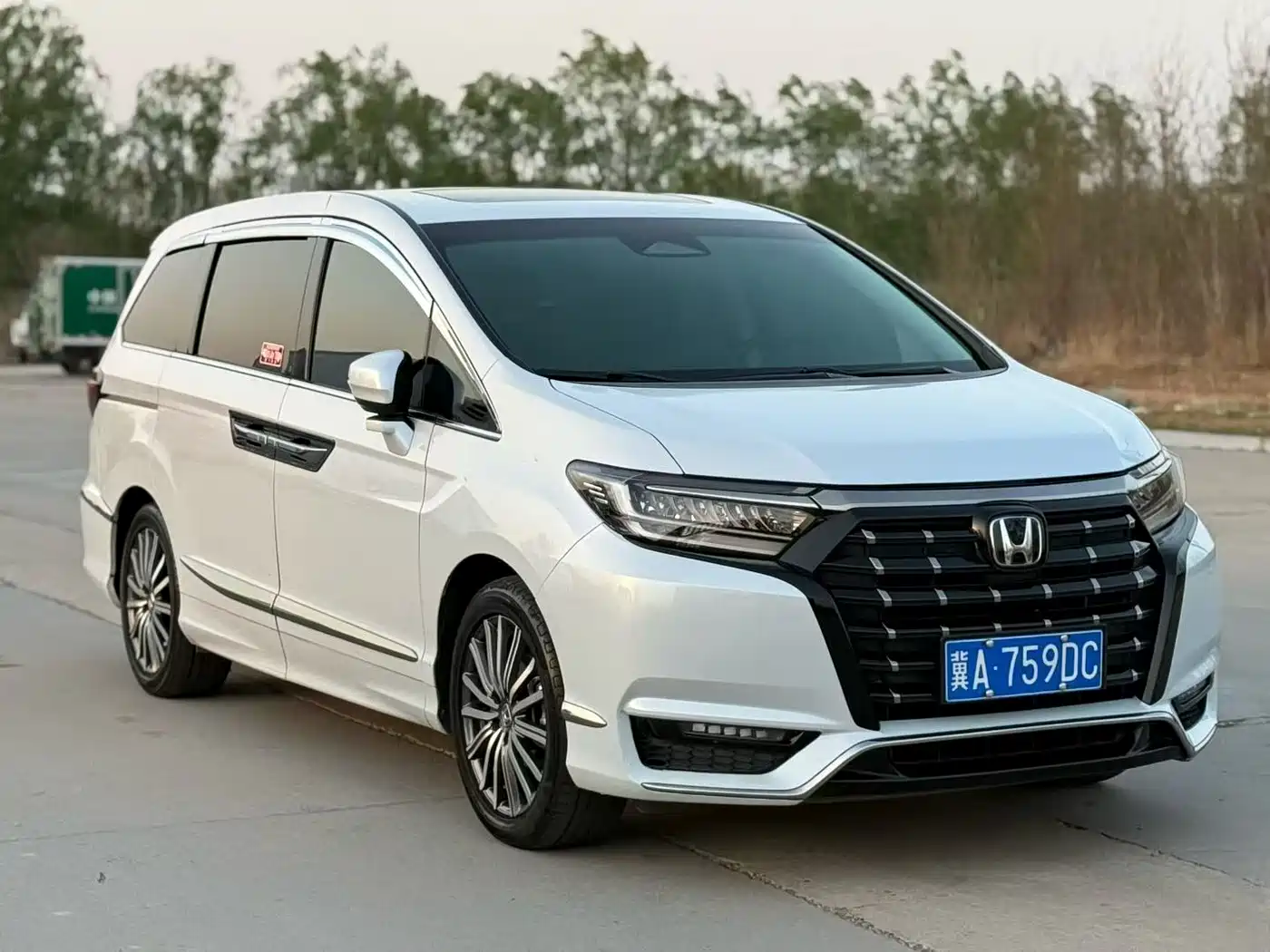 Honda Elysion 2024 2024 2.0L e:HEV Luxury Edition