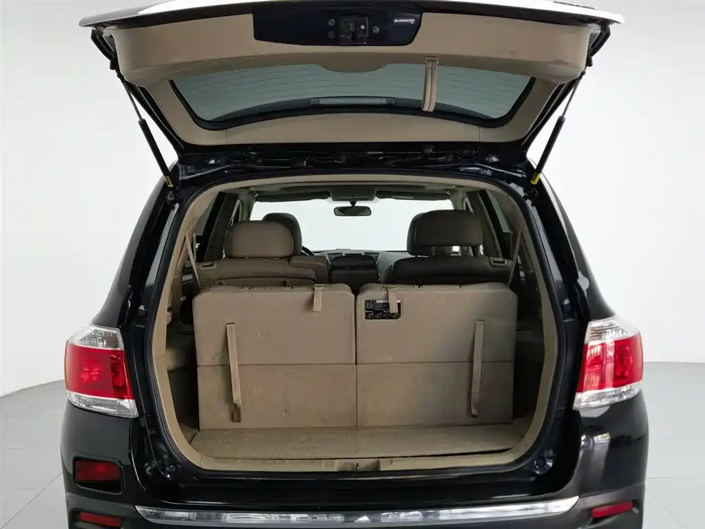 Toyota Highlander 2012 2.7L 2WD 7-Seater Luxury Edition фото 16