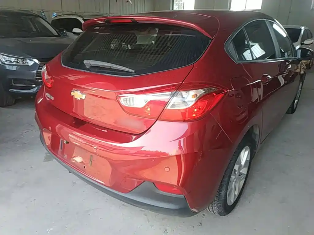Chevrolet Cruze 2018 2017 1.5L Hatchback Auto Pioneer Sunroof