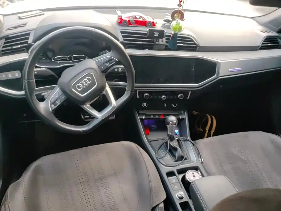 Audi Q3 2025 2024 35 TFSI Fashion Sport