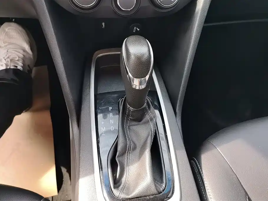 Chevrolet Cavalier 2019 320 Automatic Joy Edition фото 16
