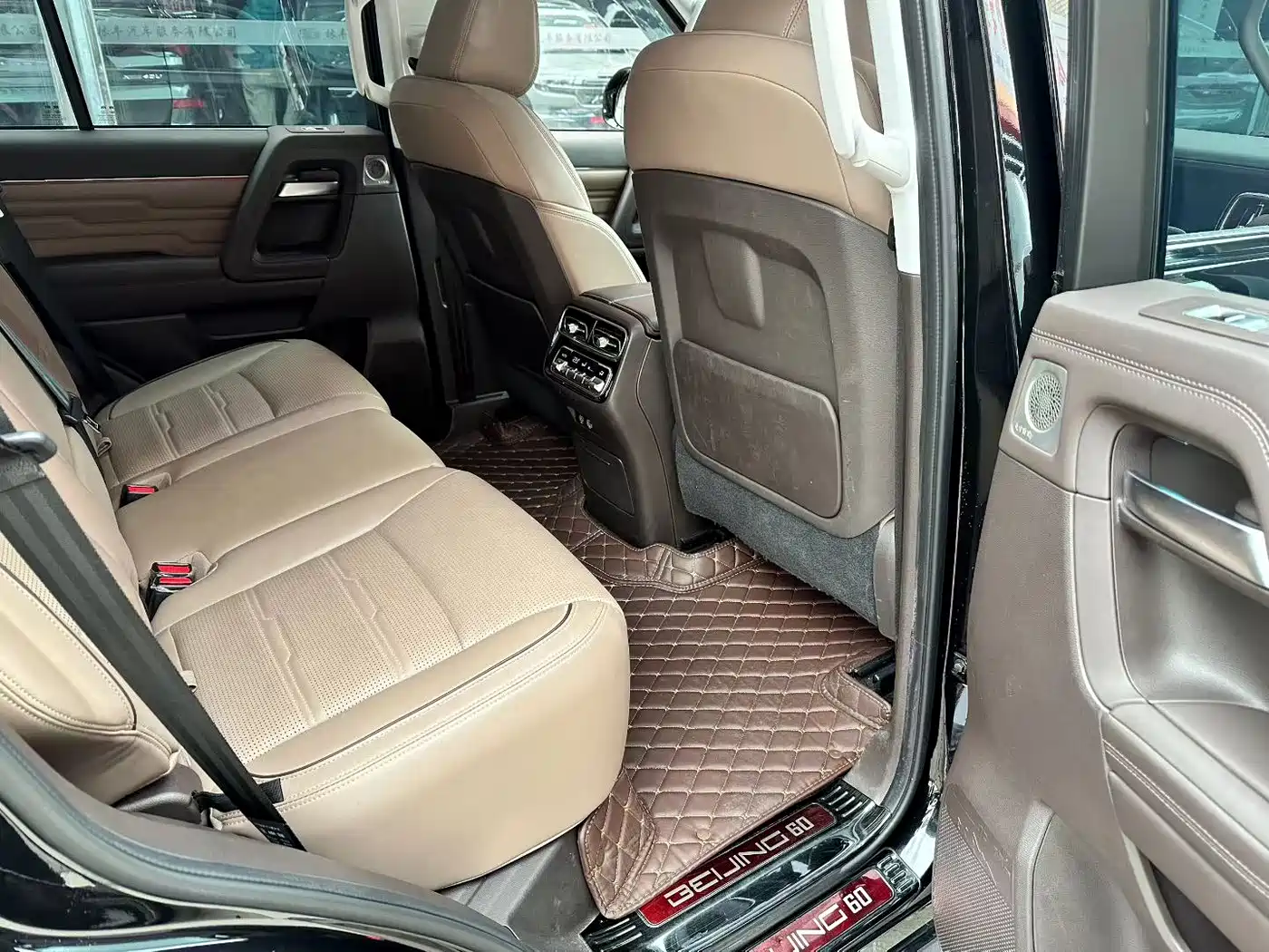 BAIC ORV Beijing Off-Road BJ60 2023 2.0T Long-Range Edition 5-Seater фото 4