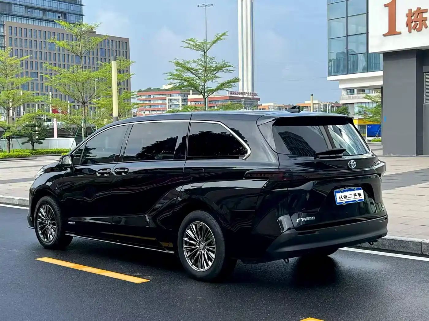 TOYOTA SIENNA