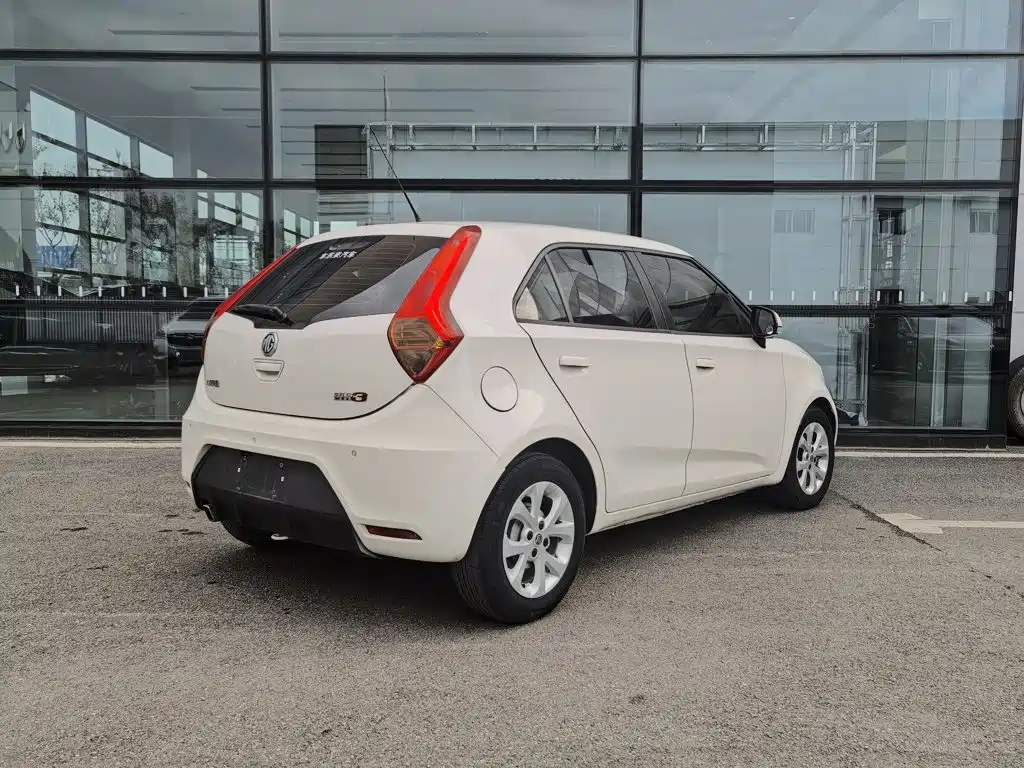 MG 3 2015 2014 1.5L AMT Luxury Edition