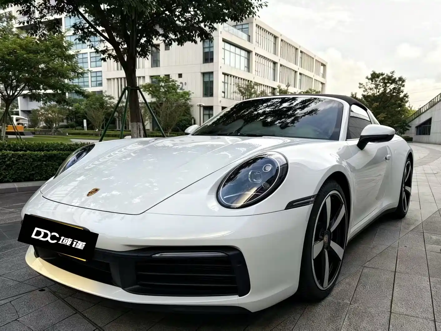 Фото 1 - Porsche 911