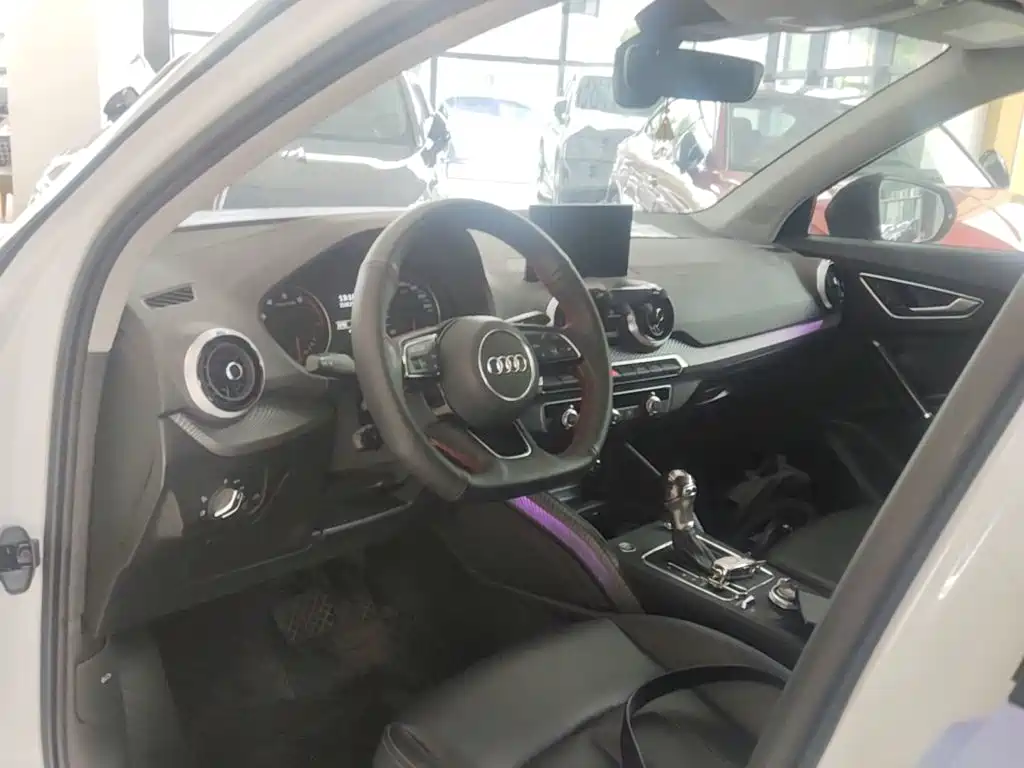 Audi Q2L 2024 2023 35TFSI Fashion Sport