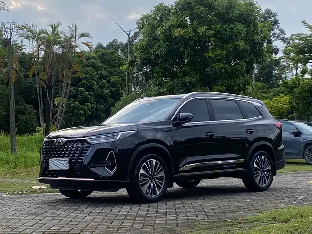 Chery Tiggo 8 PRO 2024 Champion Edition 390T 2WD Peak Edition 5-Seater — фото 1