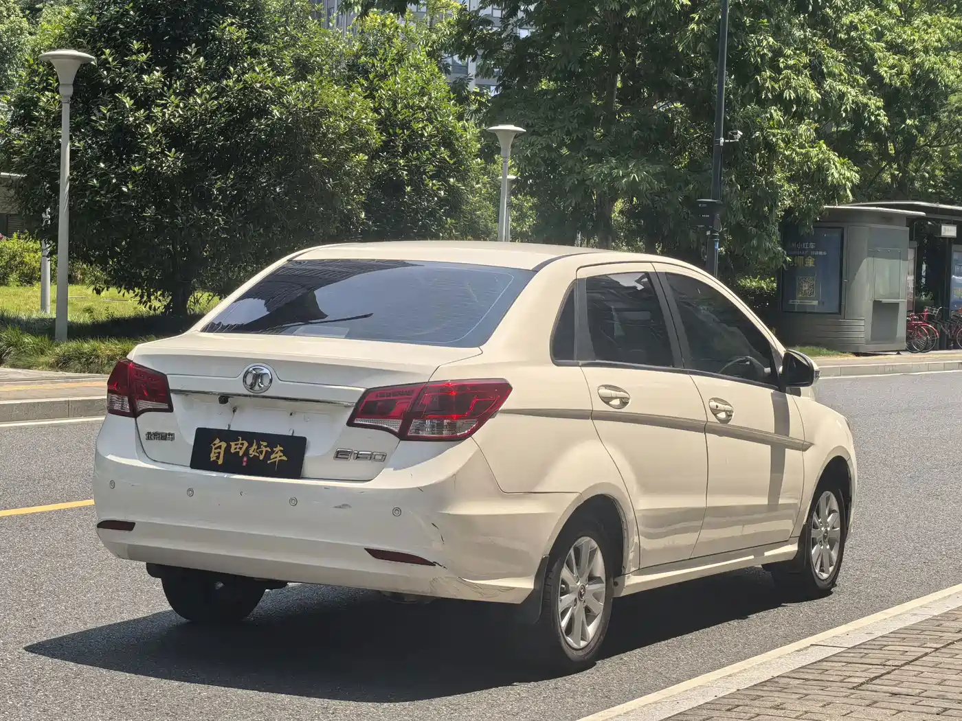 BAIC E-Series 2015 2013 Sedan 1.5L Automatic Letian Edition