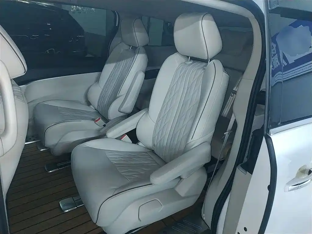 Buick GL8 2022 Land Business Class 652T Luxury фото 13