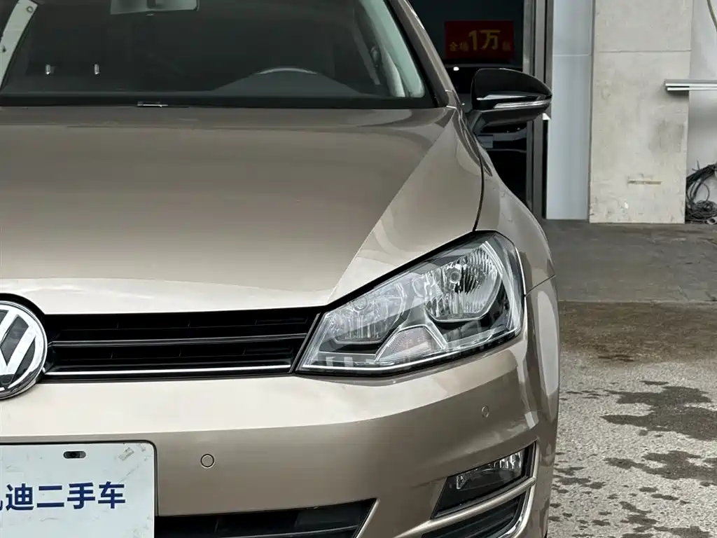 Volkswagen Golf 2017 230TSI Auto Comfort Millionth Anniversary Edition фото 14