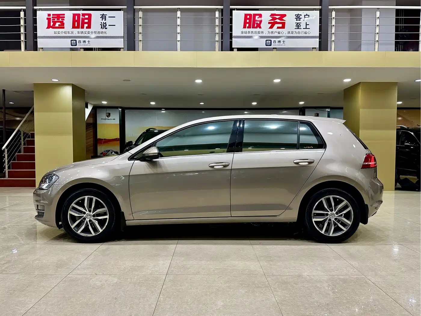 Volkswagen Golf 2016 230TSI Automatic Luxury фото 2