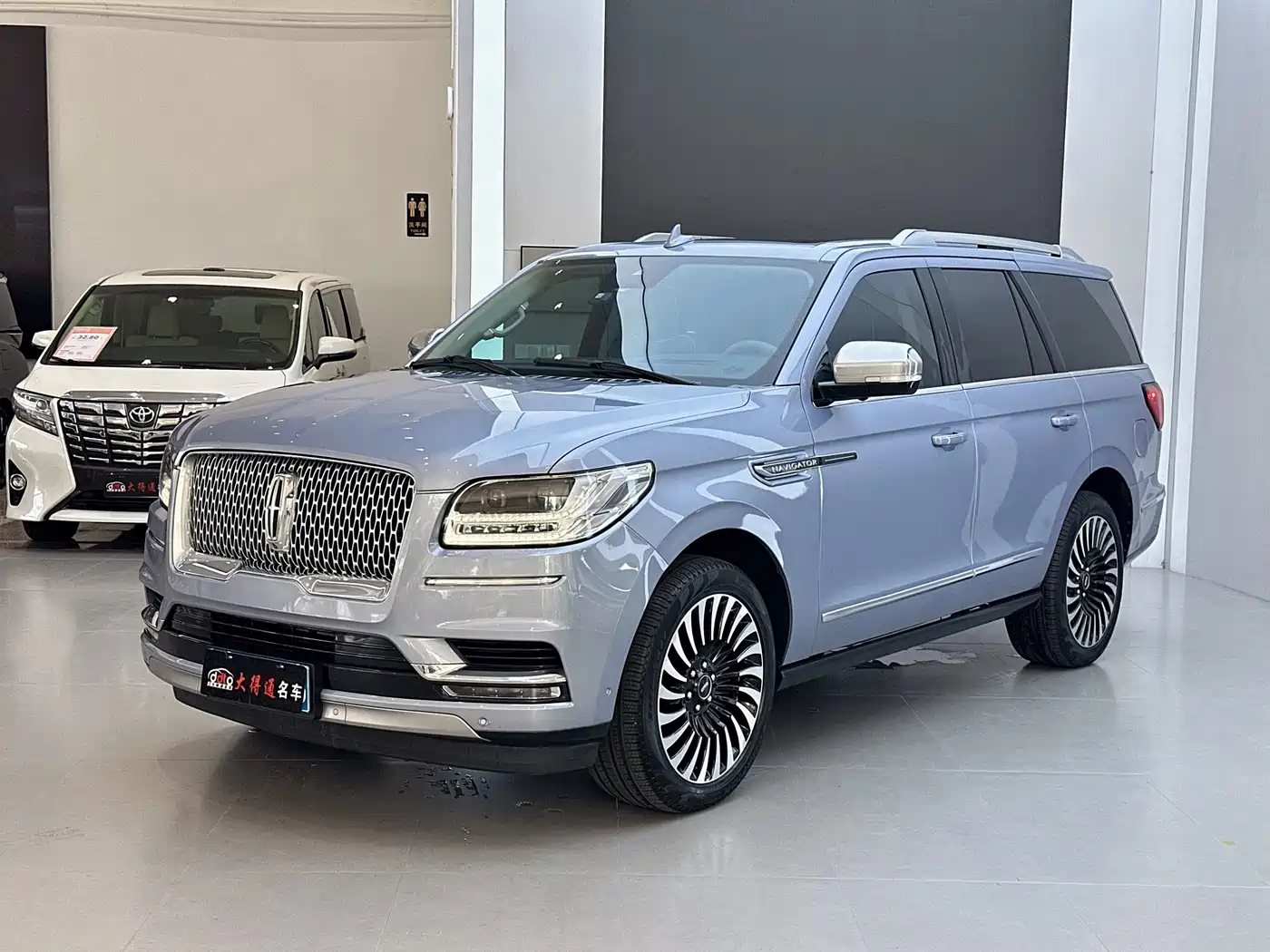 Lincoln Navigator 2022 2020 3.5T Presidential Series