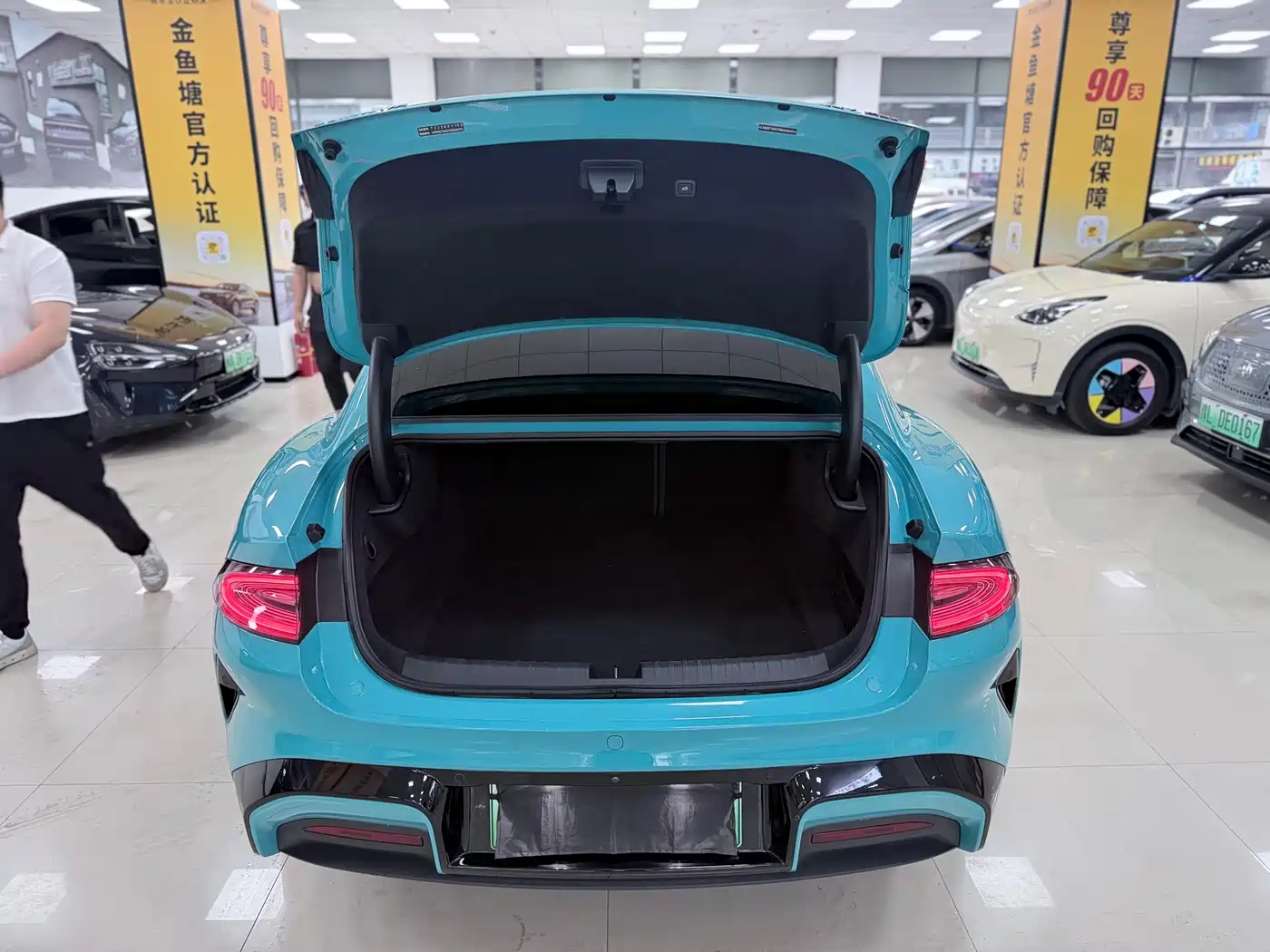 Xiaomi Auto Xiaomi SU7 2024 AWD Extended Range Advanced Smart Driving Max Edition фото 10