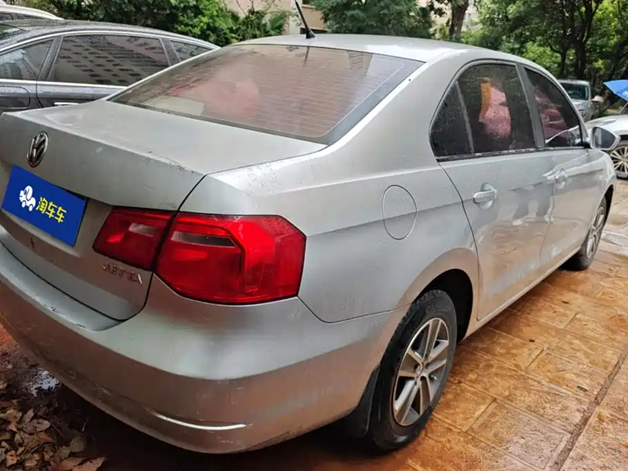Volkswagen Jetta 2015 Value Edition 1.6L Manual Fashion фото 3