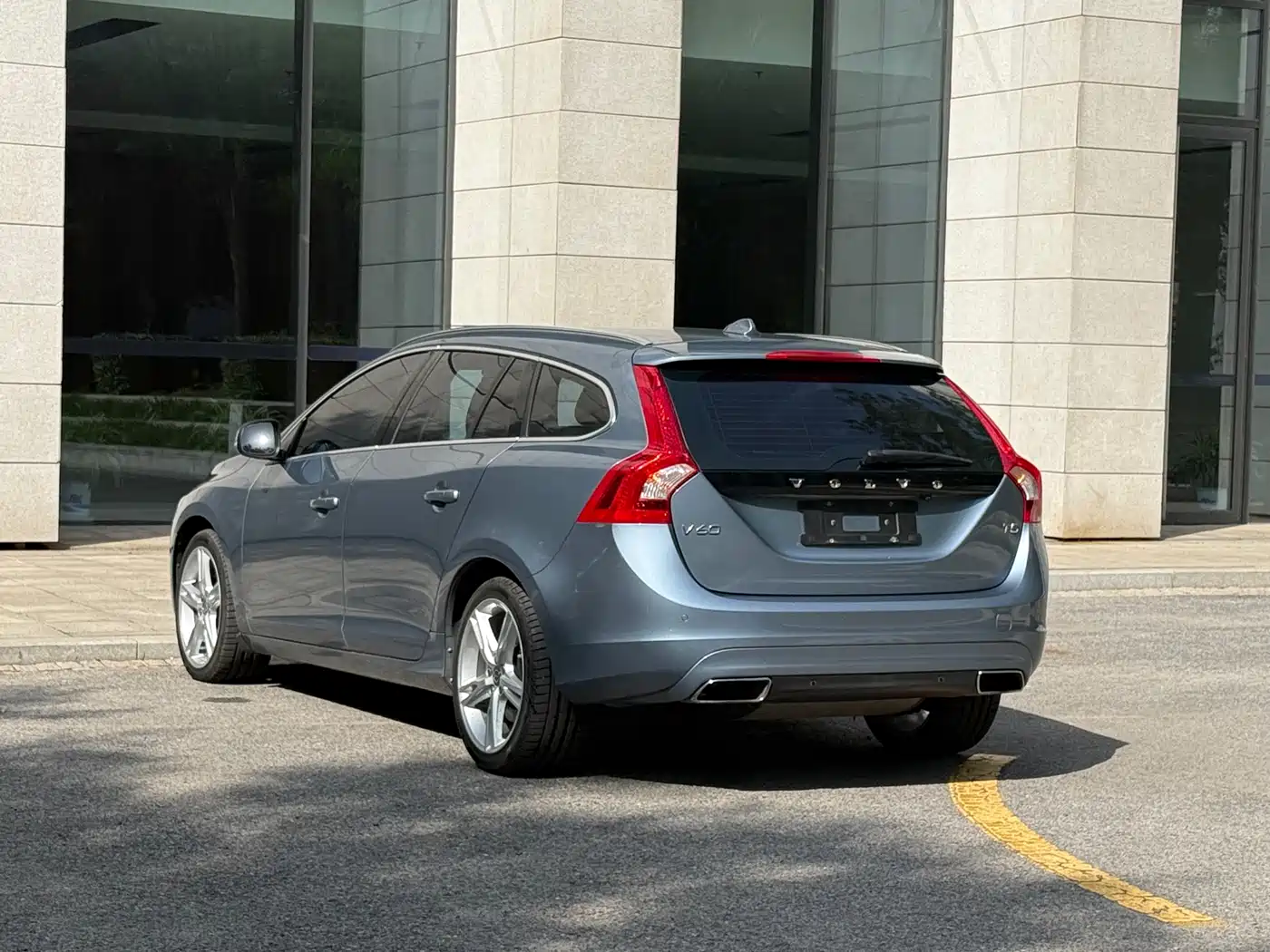 Volvo V60 2017 2017 T5 Zhi Ya Edition China V