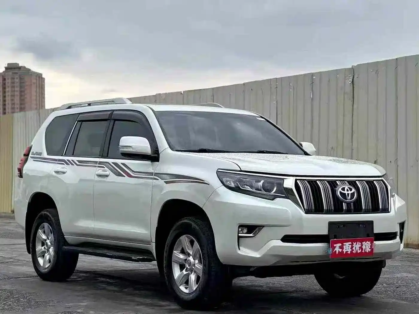 Toyota Prado 2016 2.7L Auto Standard Edition фото 3