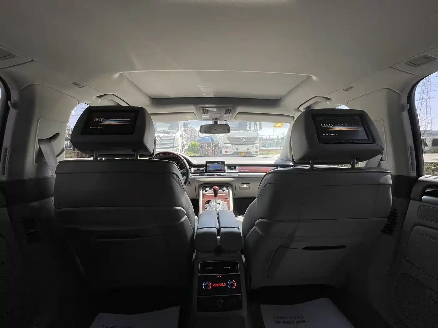 Audi A8 2008 A8L 4.2 FSI Prestige фото 19