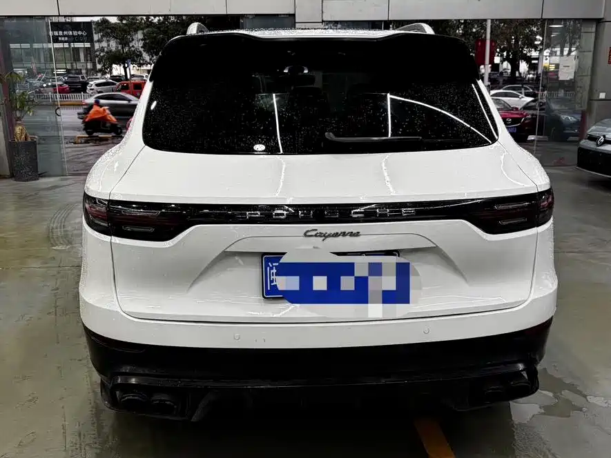 Porsche Cayenne фото 9