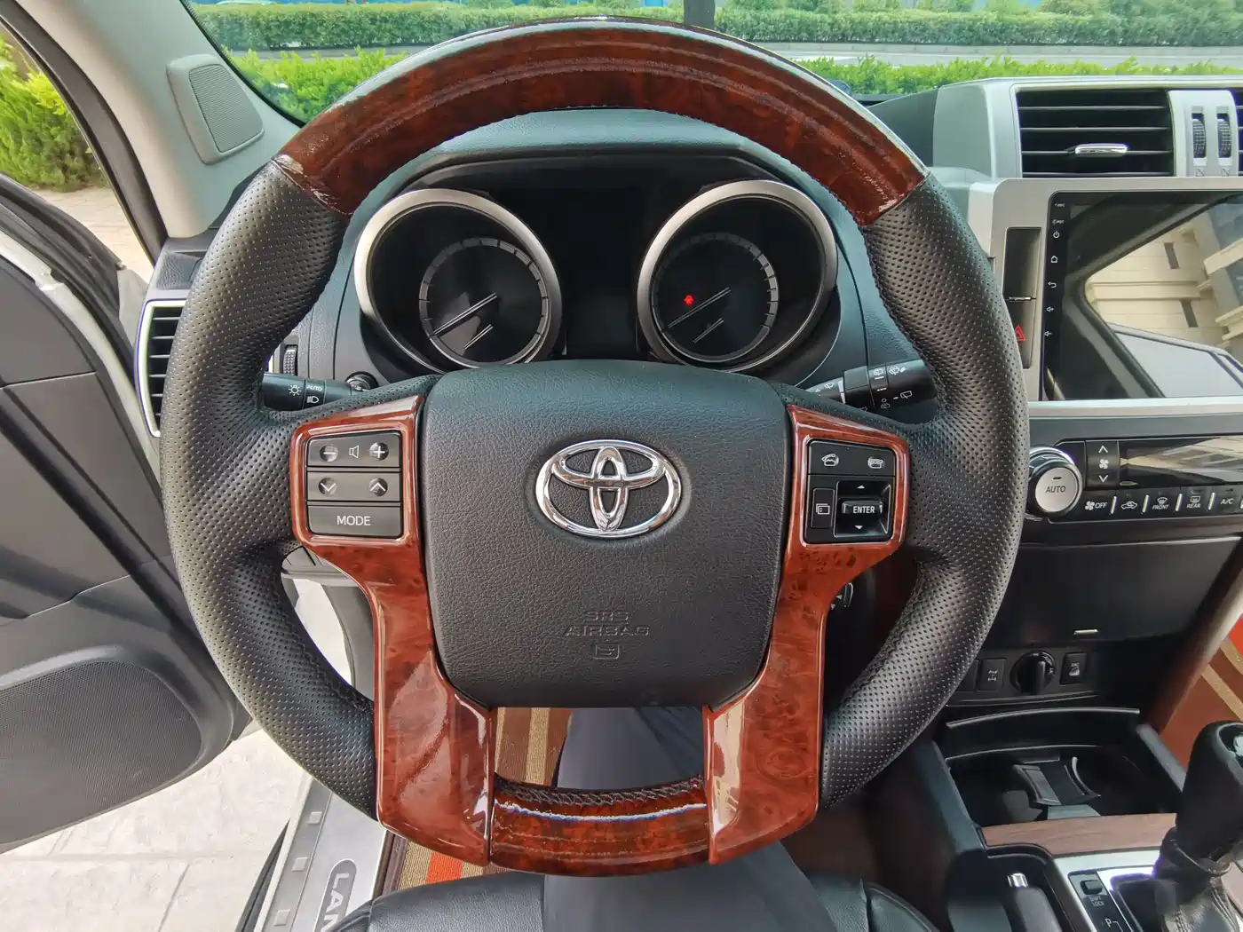 Toyota Prado 2016 3.5L Auto TX-L фото 16