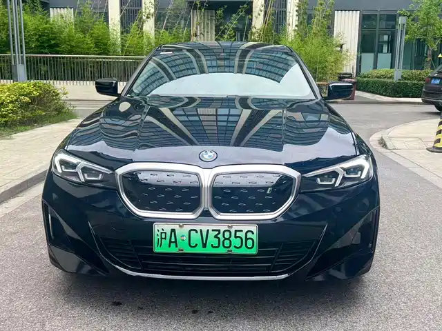 BMW i3 2024 eDrive 35 L