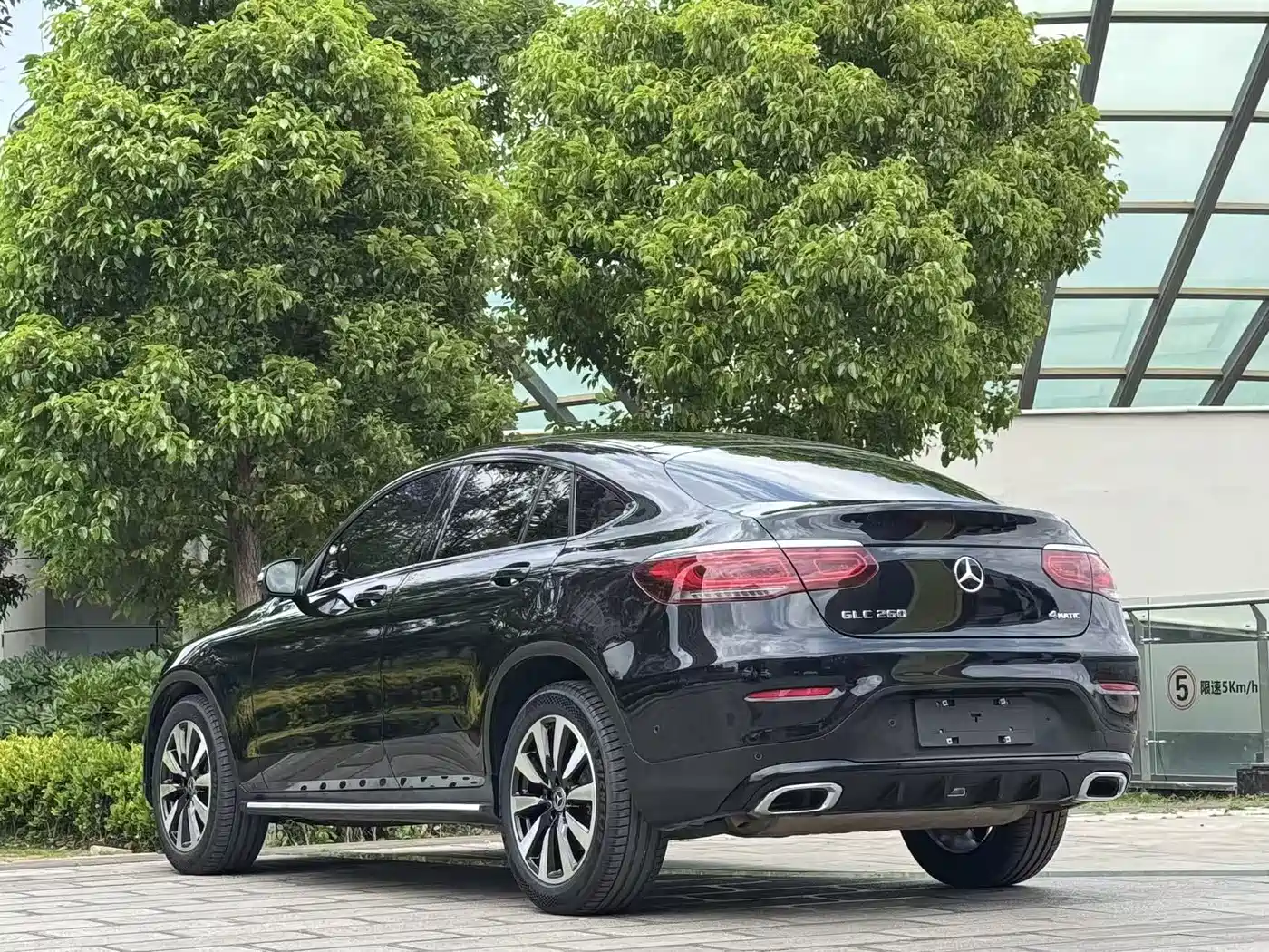 Mercedes-Benz GLC Coupe 2020 GLC 260 4MATIC Coupe SUV фото 7