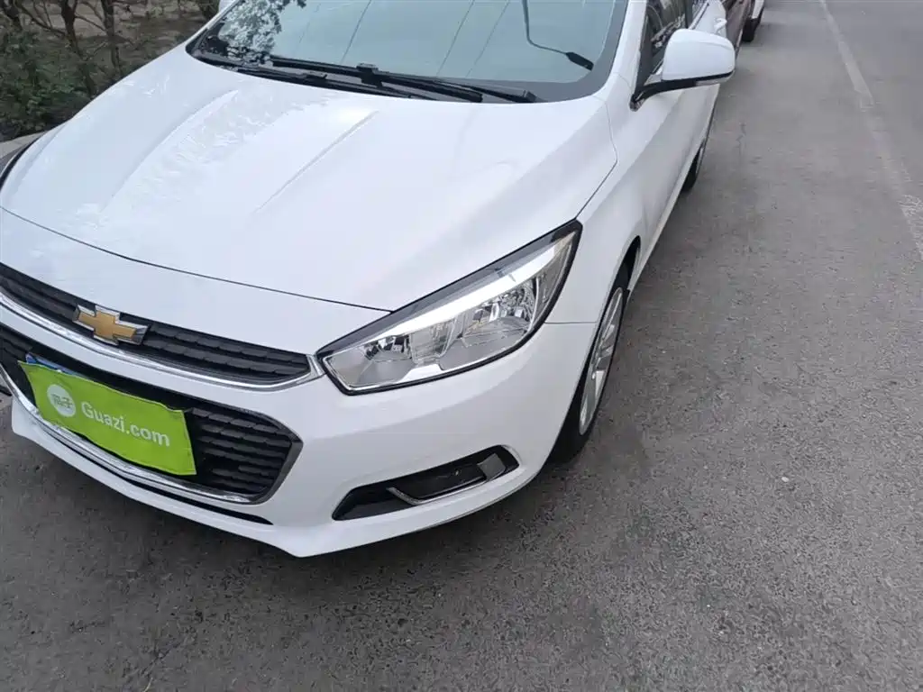 Chevrolet Cruze 2015 1.5L Manual Elite Edition фото 24
