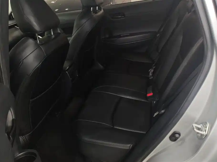 Toyota Frontlander 2023 2.0L Smart Hybrid Dual Engine Leading Edition фото 11