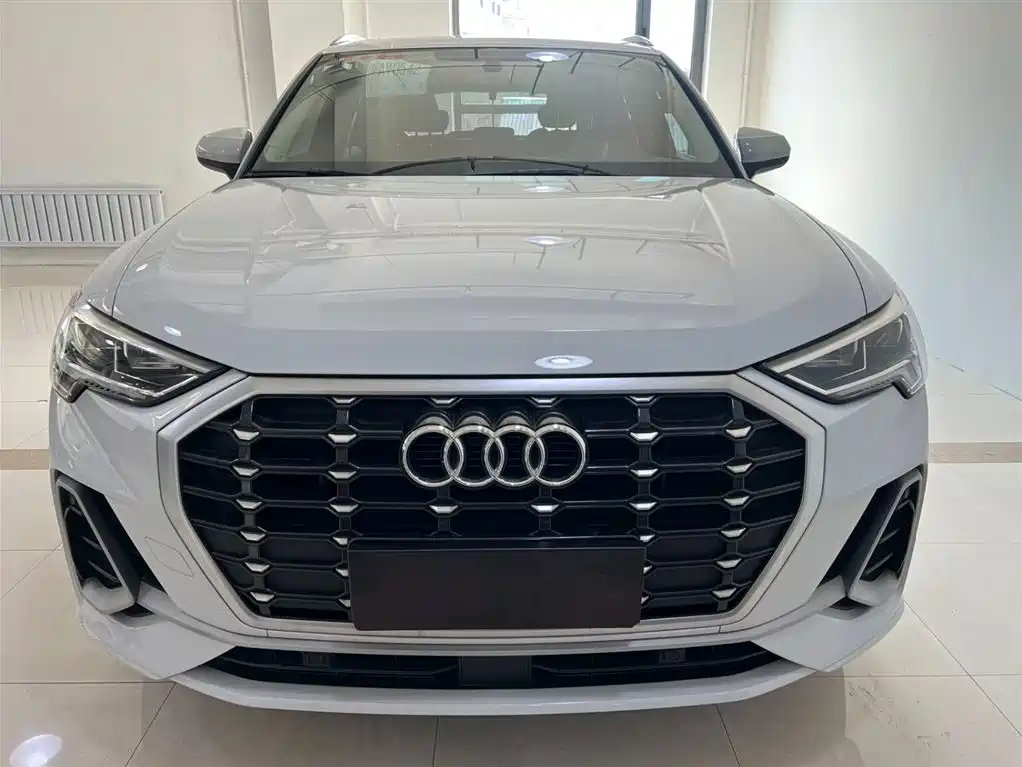Audi Q3 2023 35 TFSI Fashion Dynamic (1.4T) фото 2