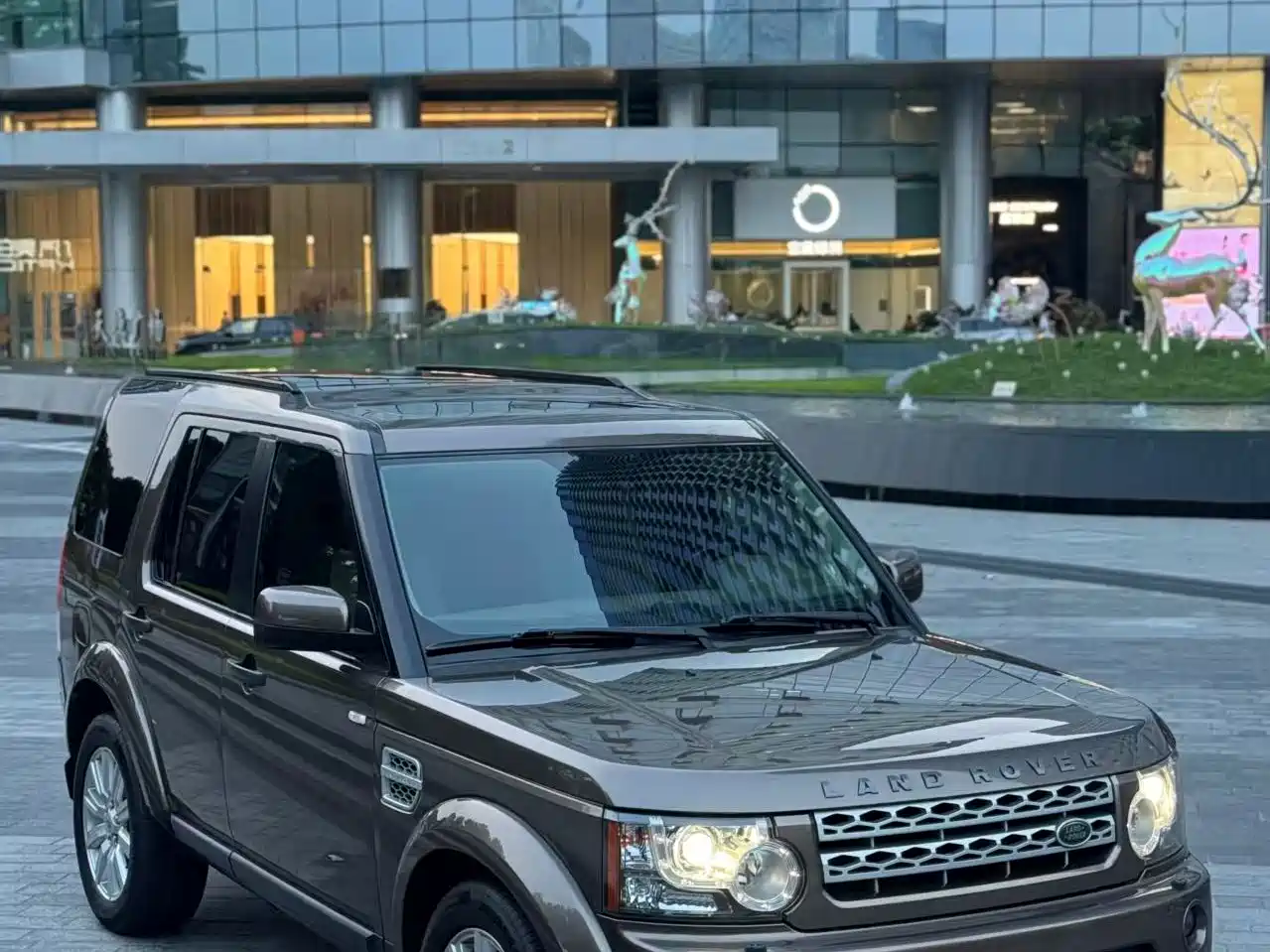 Land Rover Discovery 2012 3.0 SDV6 HSE Diesel фото 3