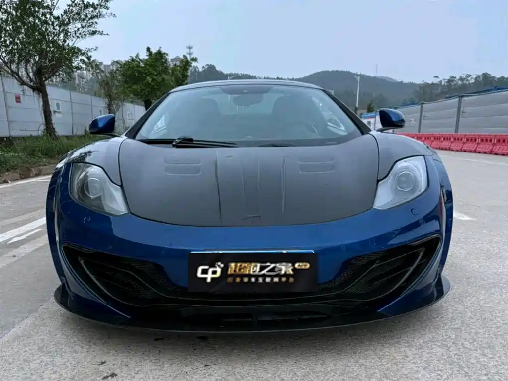 McLaren 12C 2013 3.8T SPIDER фото 2