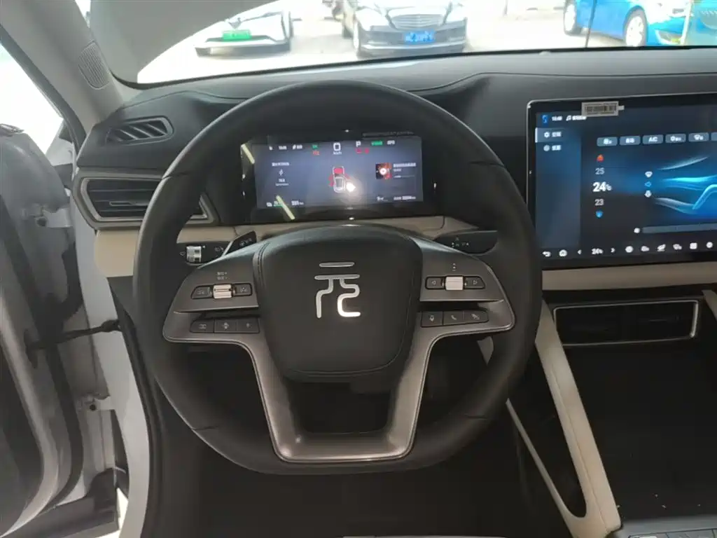 BYD Yuan UP 2025 Smart Drive Edition 401KM Vitality Version фото 11