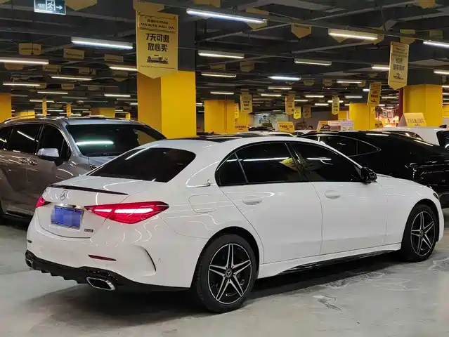 Mercedes-Benz C-Class 2024 Second Facelift C 260 L Night Edition Sport — фото 2