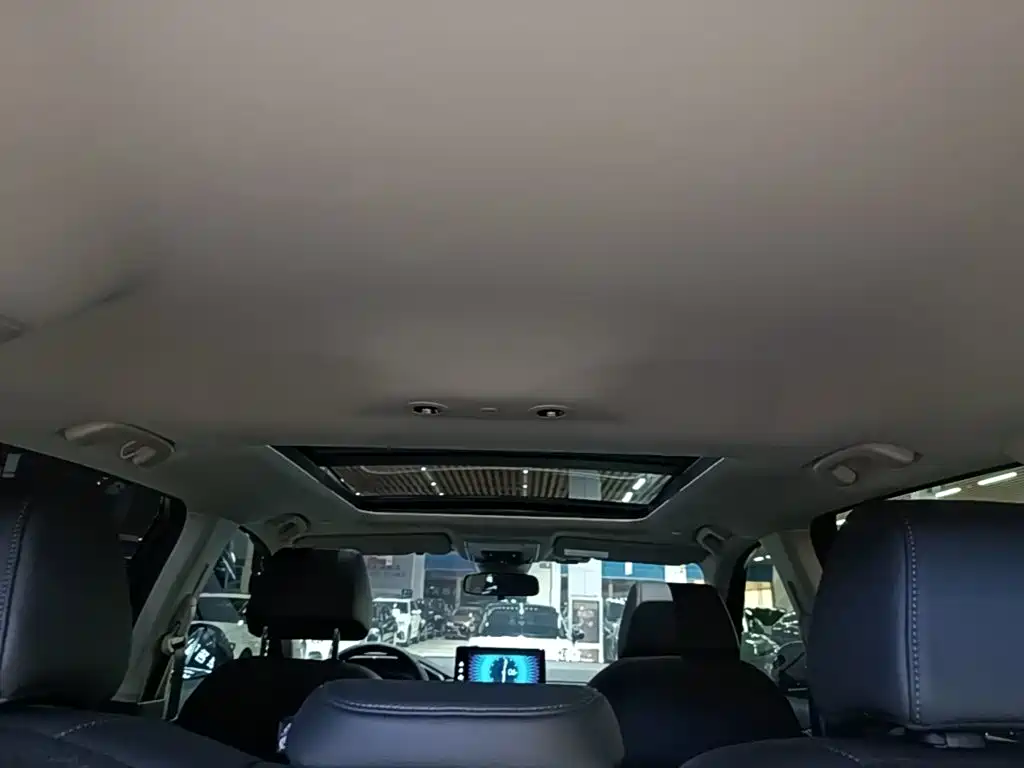 Honda Breeze 2025 2025 240TURBO FWD Luxury 5-Seater