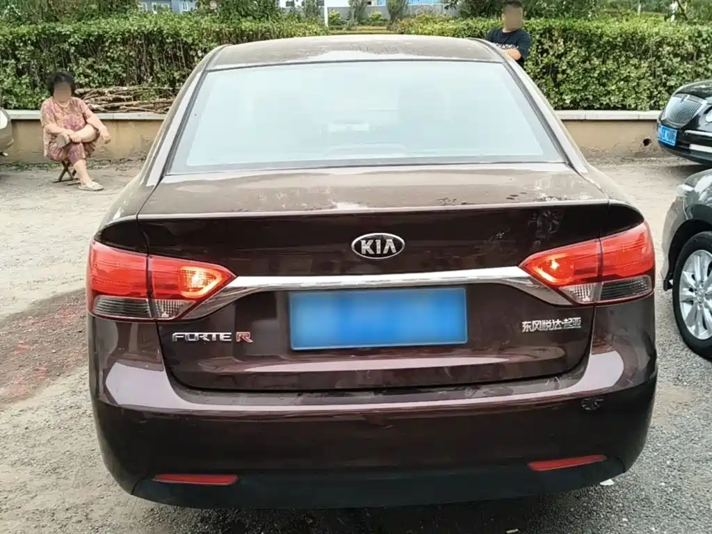 Kia Forte 2014 2014 1.6L AT GL