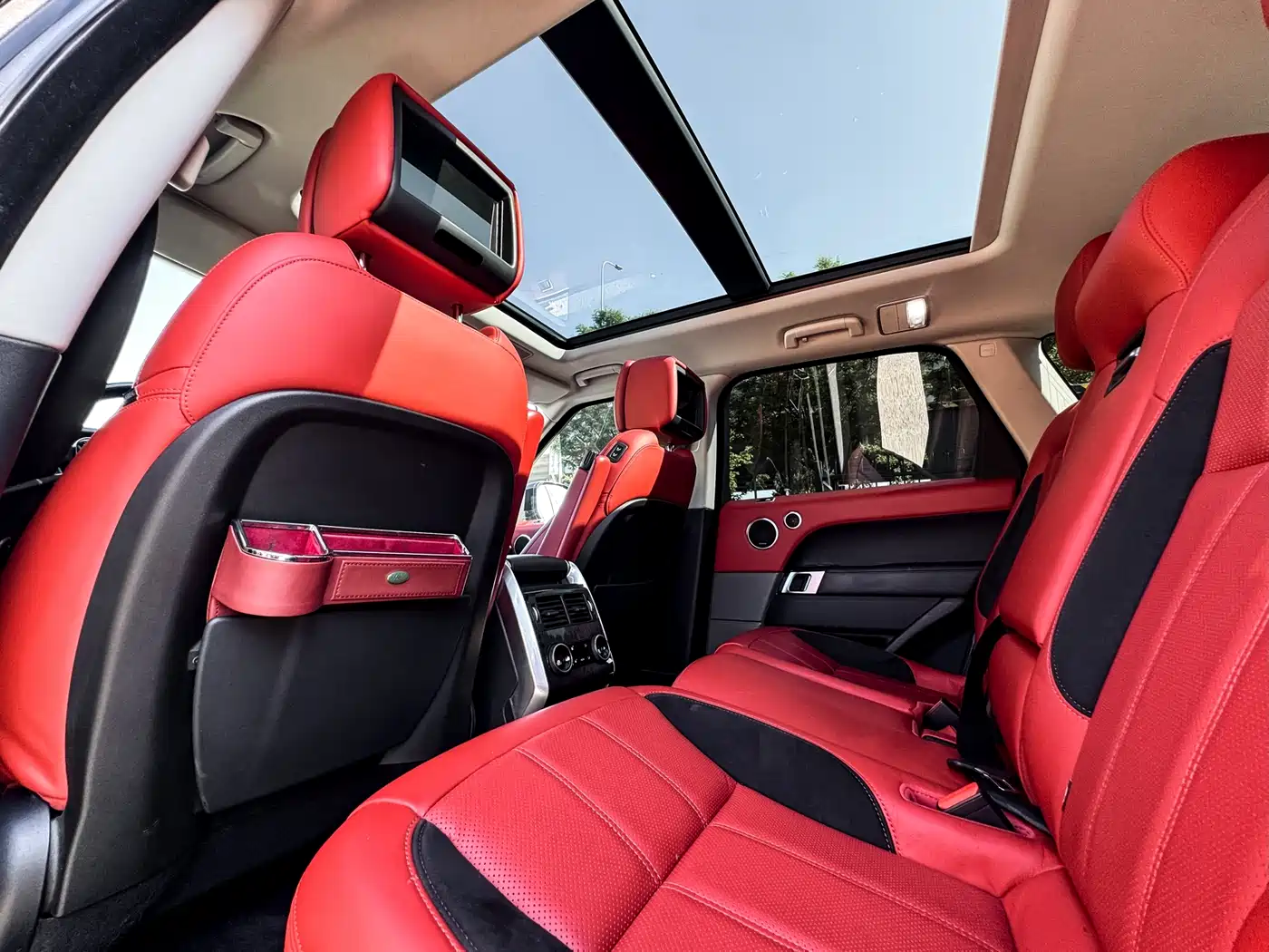 Land Rover Range Rover Sport 2021 3.0 L6 Gloss Black Edition фото 14