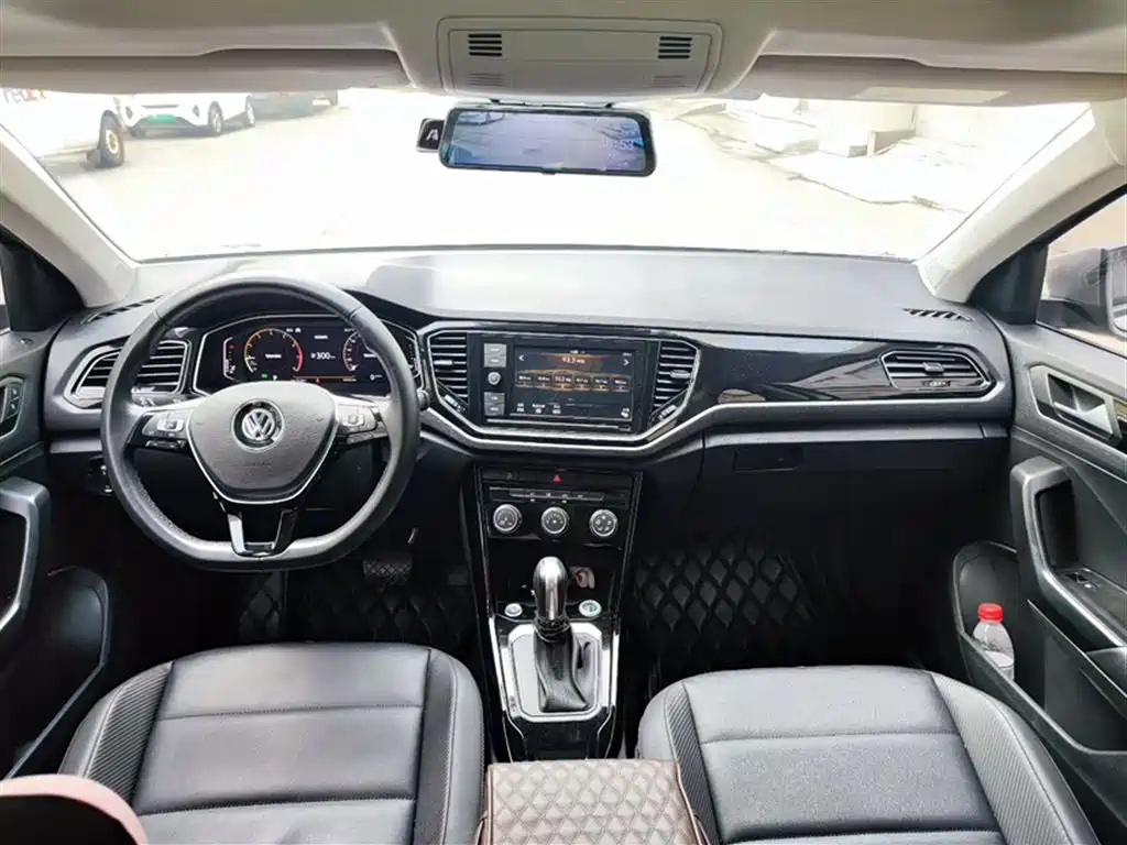 Volkswagen T-ROC 2020 280TSI DSG 2WD Comfort фото 9