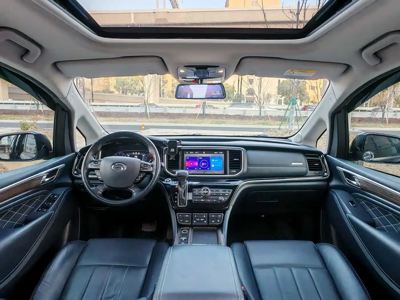 GAC Trumpchi Trumpchi M8 2020 Pilot 390T Premium Edition фото 12