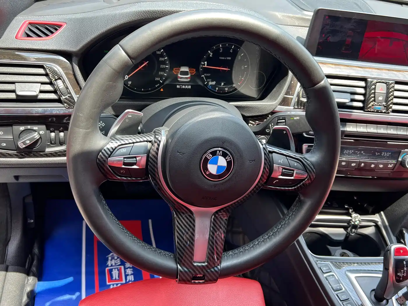 BMW 3 Series GT 2019 330i xDrive M Sport Black Night Edition фото 18
