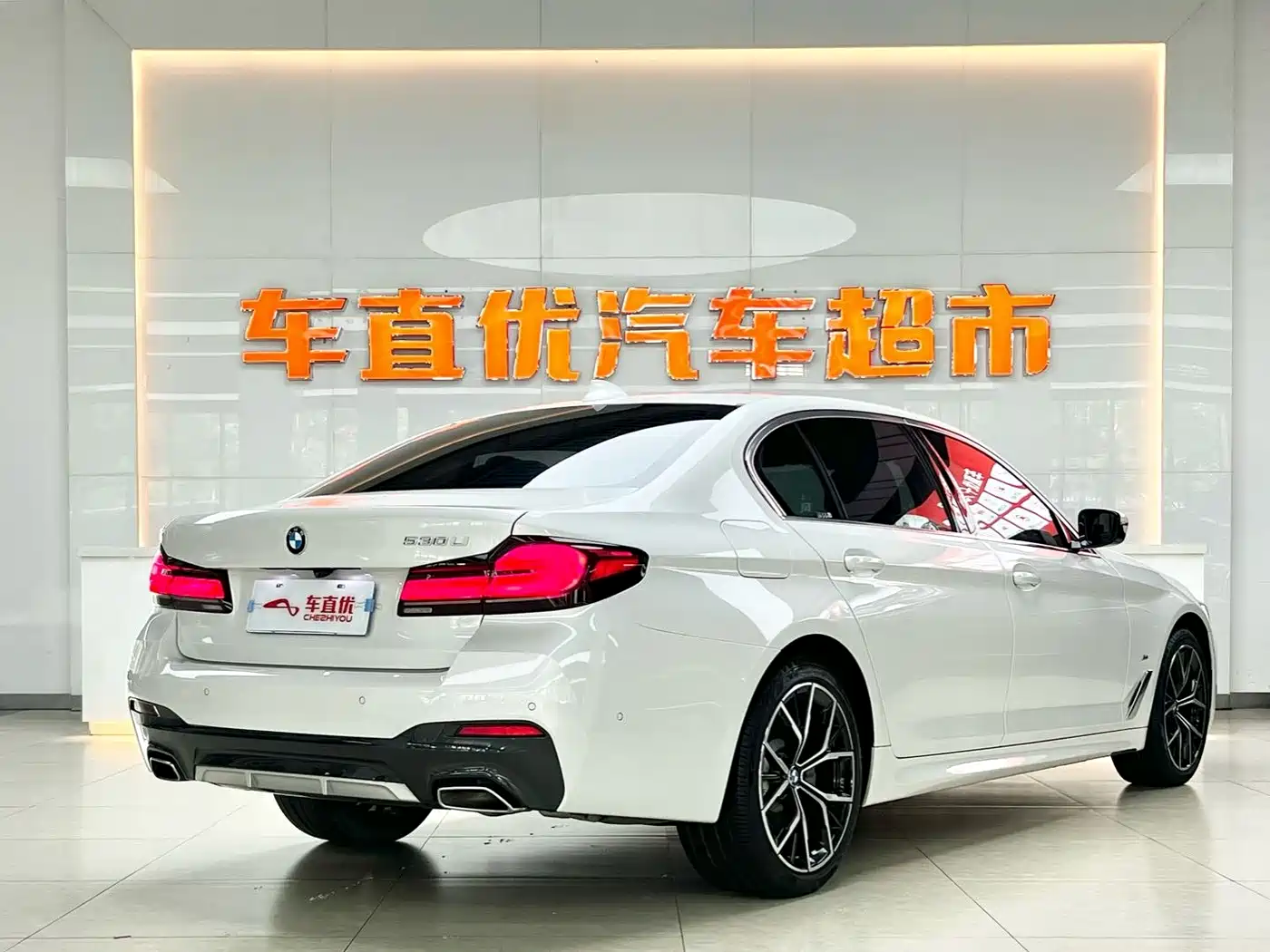 BMW 5 Series 2021 530Li Premium M Sport Package фото 5