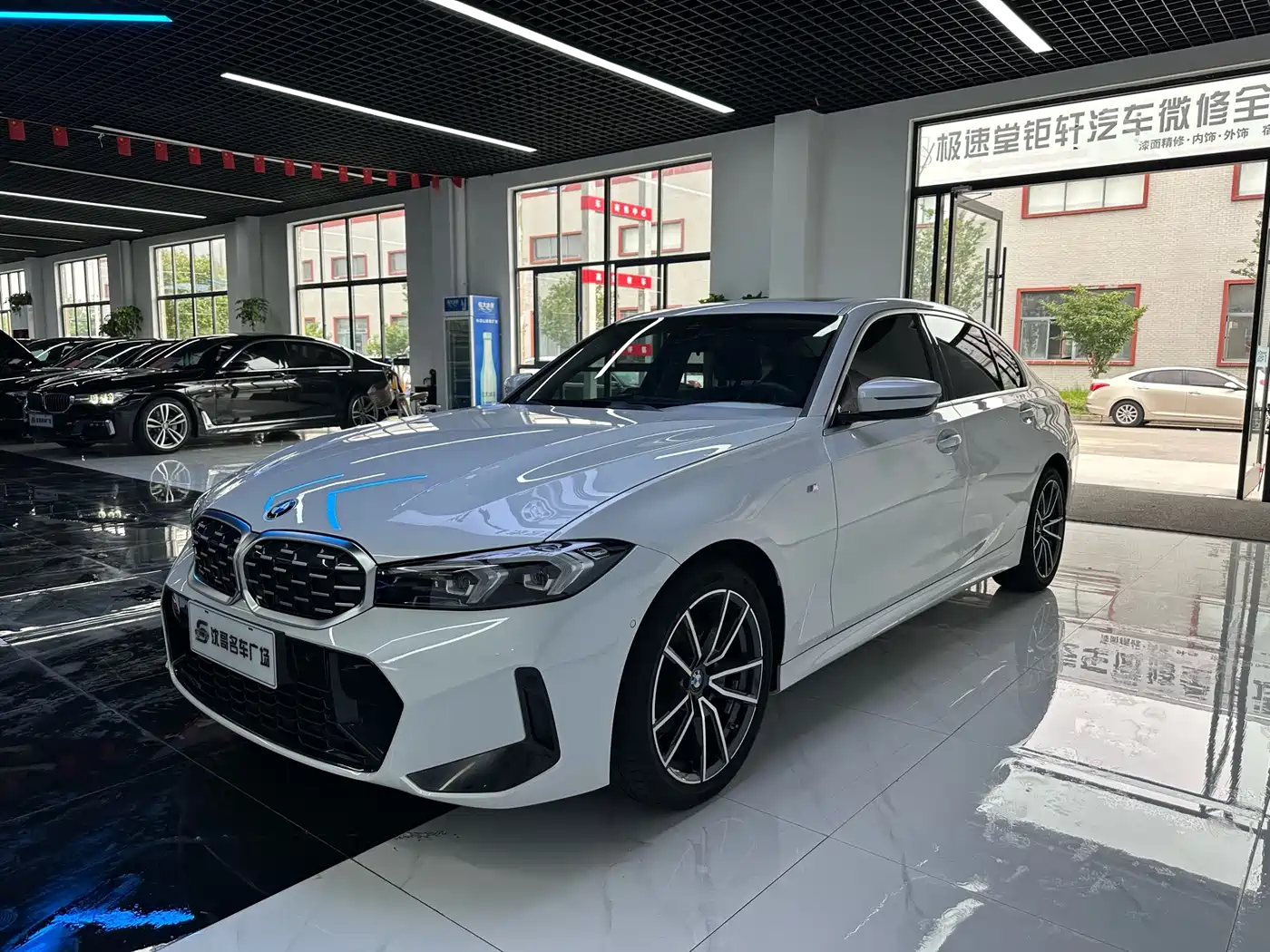 BMW 3 Series 2023 325Li M Sport Package