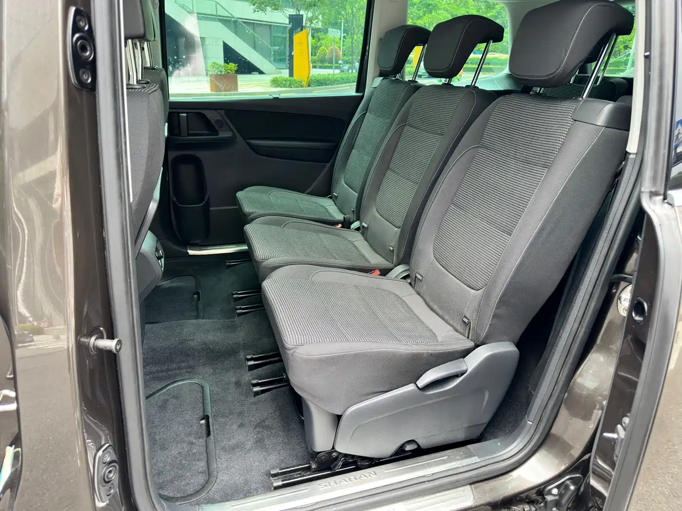 Volkswagen Sharan 2018 380TSI Comfort 7-Seater фото 10