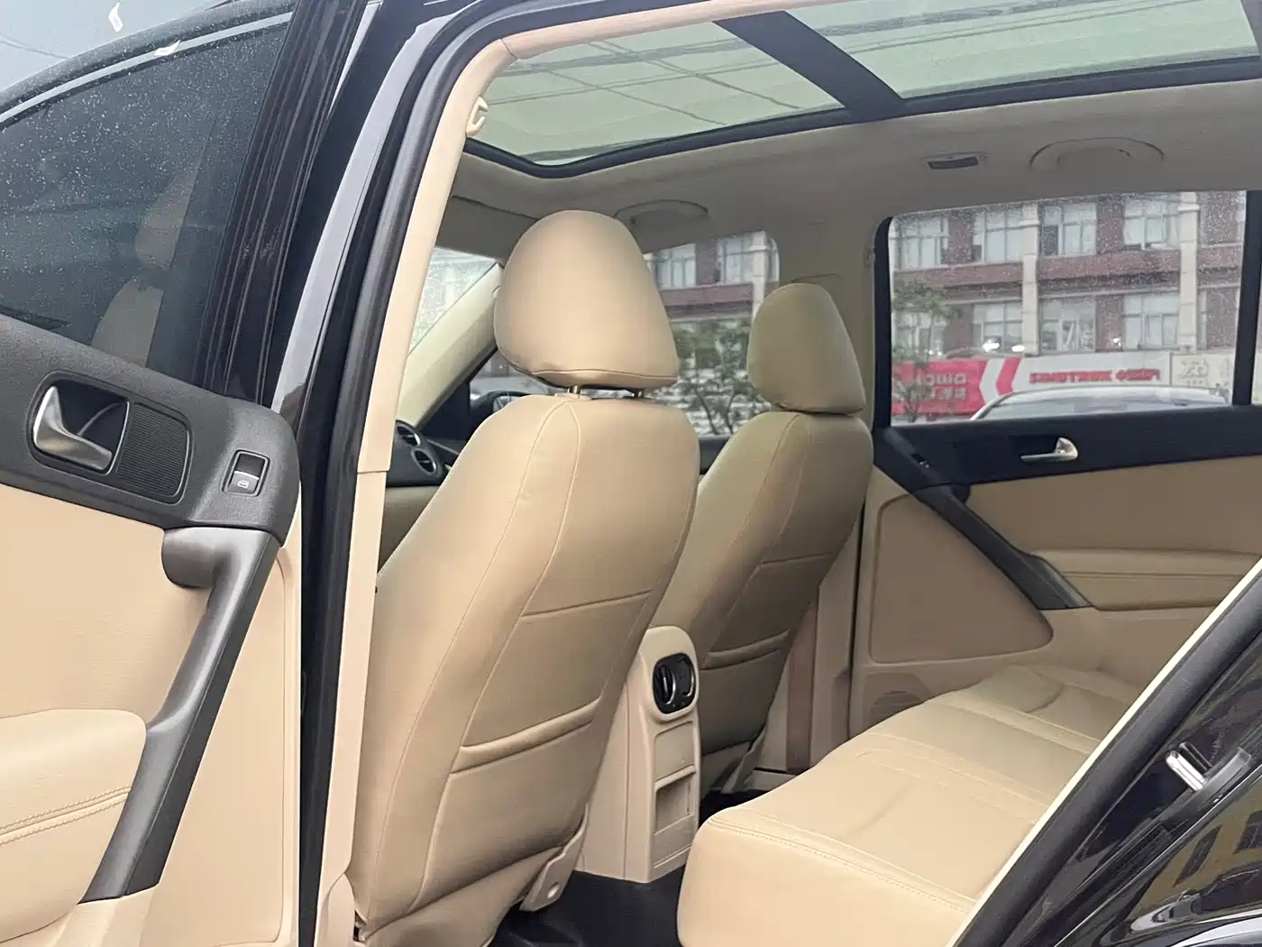 Volkswagen Tiguan 2012 1.8TSI Automatic 4WD Elite Edition фото 7