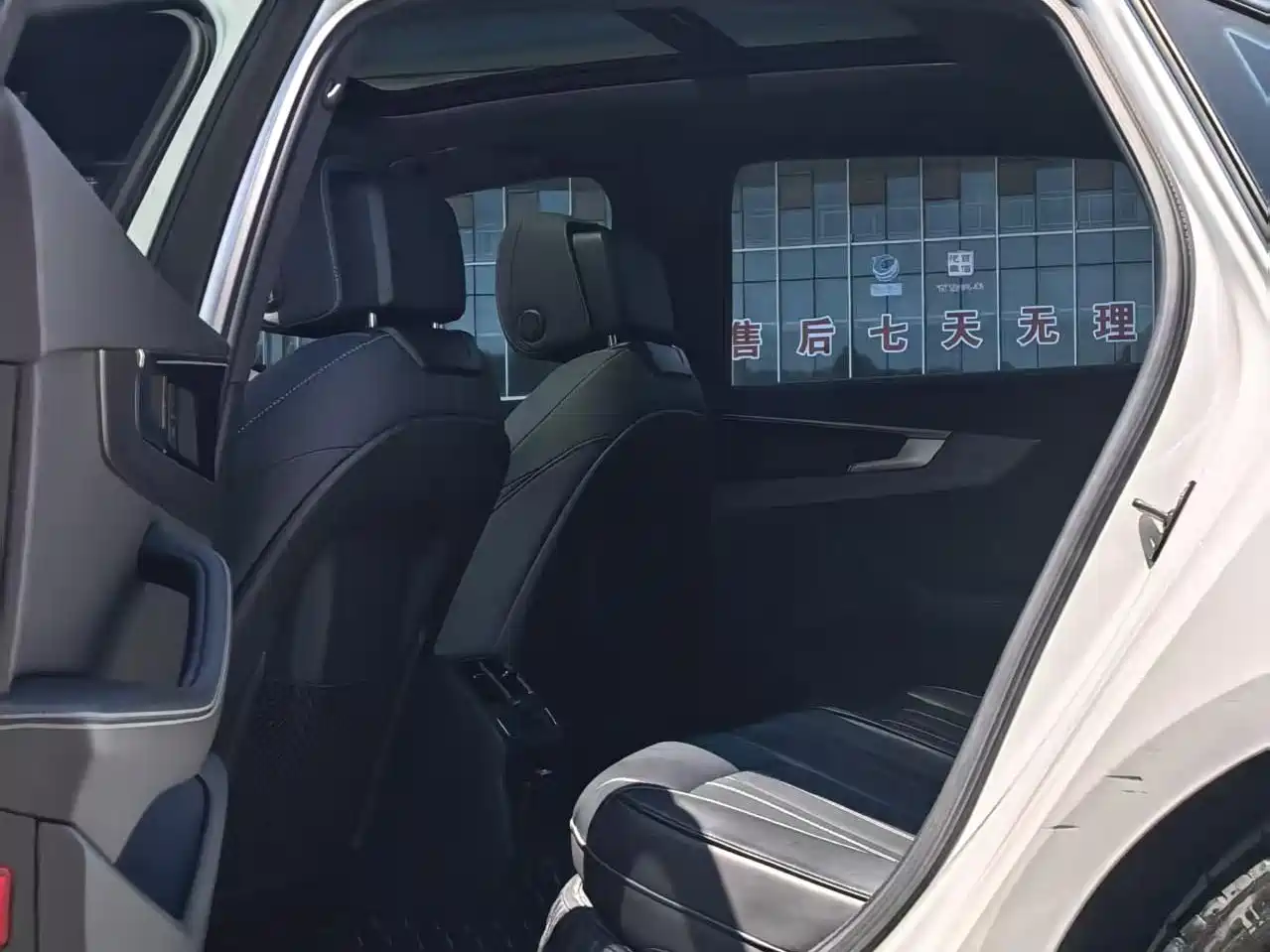 Audi A4L 2023 40 TFSI quattro Luxury Sport фото 7