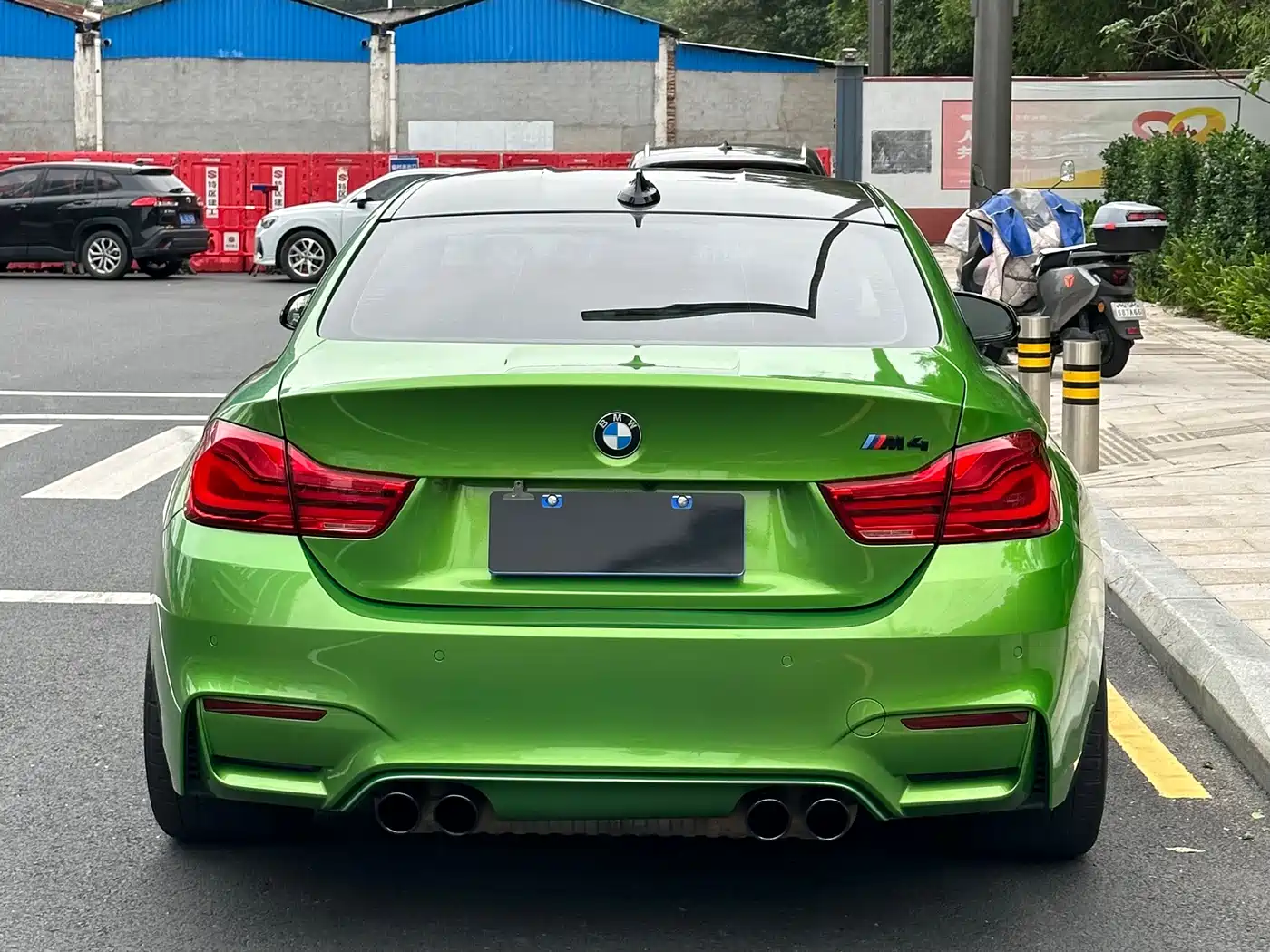 BMW M4 2018 2017 M4 Coupe